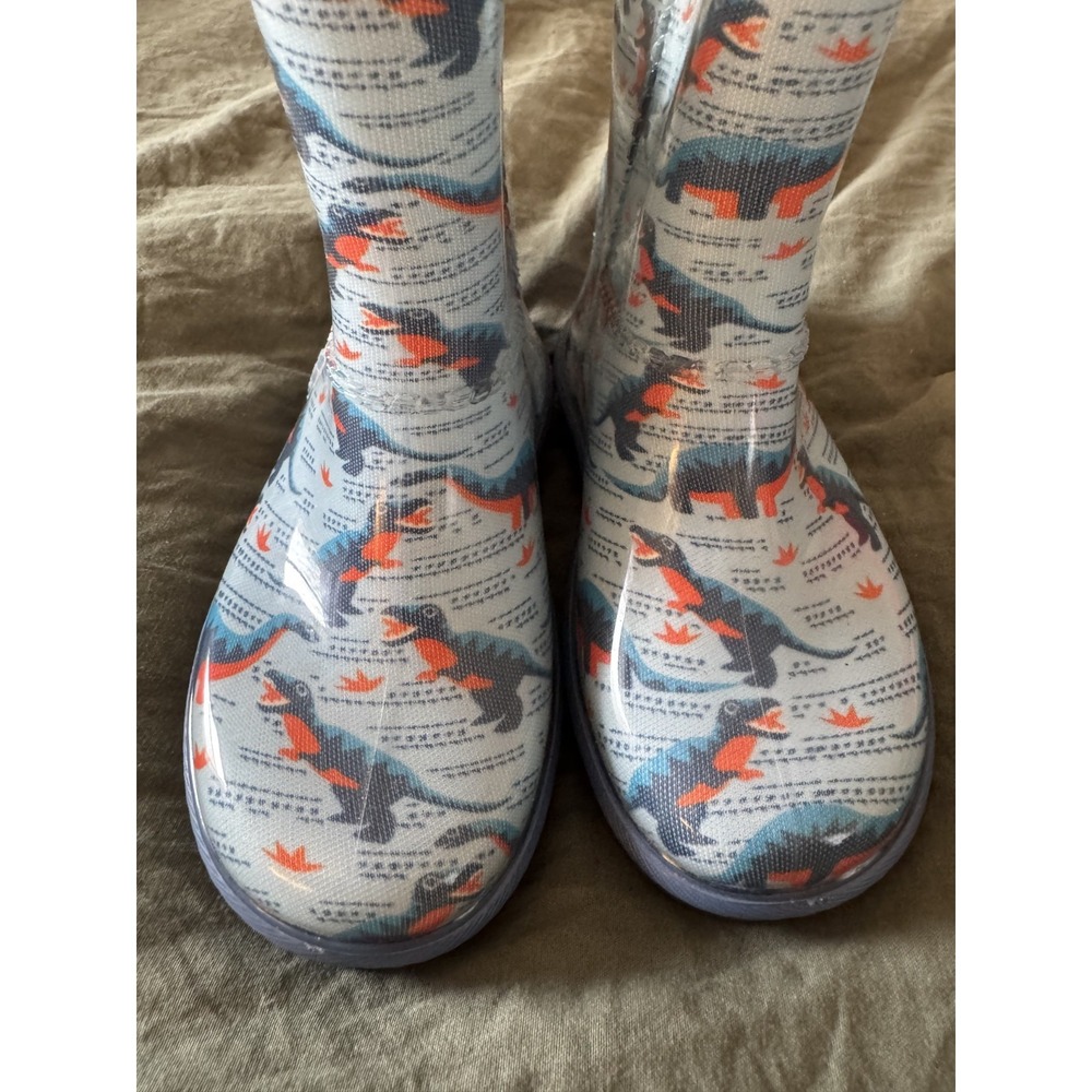 BRAND NEW UGG RARE Little Kids Rahjee Desert Dino Rain Boot, size 7